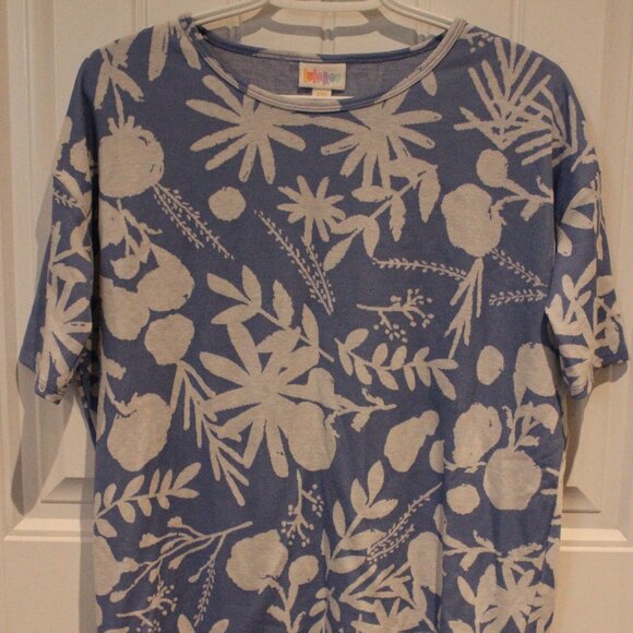 2/$30 🏷 Lularoe Pastel Blue Floral Linen Irma Size XXS - Picture 2 of 3